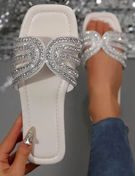 Sandalias slip-on minimalistas con adornos de punta cuadrada para mujeres, ropa de playa para vacaciones de verano - Shein - FashionsVida