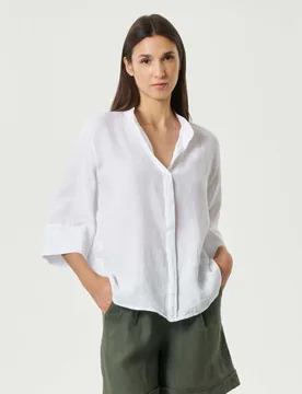 Camicia chiusa bianca in puro lino con collo alla coreana e maniche a tre quarti - Hlo! - FashionsVida