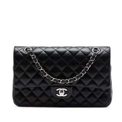 Medium Classic Lambskin Double Flap