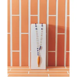 Collar con caballito y piedras