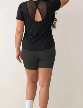Camiseta deportiva de manga corta holgada con parches de malla y espalda hueca, adecuada para uso diario casual, correr, yoga, gimnasio, tenis, golf, - Shein - FashionsVida