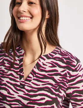 Kurzarm Bluse mit Split Neck und Print female Rosa - Street One - FashionsVida
