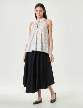Gonna midi svasata nera con vita elasticizzata e tasche laterali - Milla - FashionsVida