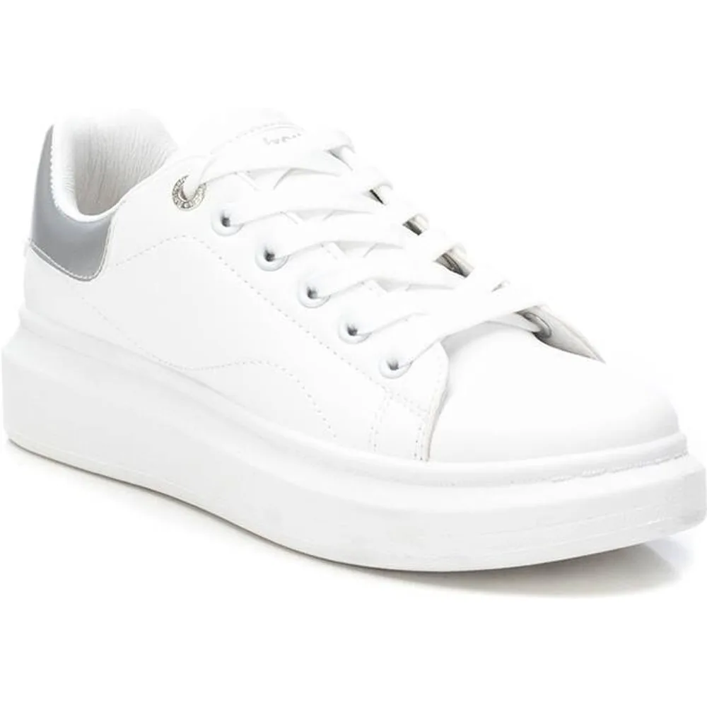 Zapatillas básicas de mujer con cordones - Refresh - FashionsVida