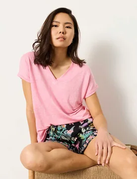 Pure Linen V-Neck T-Shirt Pink female - Fatface - FashionsVida