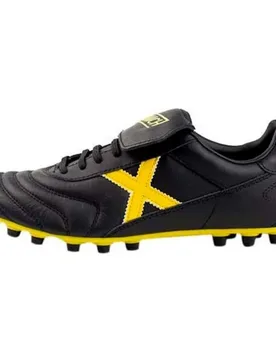 Chaussures De Football Mundial U25 Black / Yellow EU 39 - MUNICH - FashionsVida