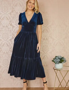 Women's Navy Velvet Midi Dress Size: 16 - Navy - Size: 16 - Yumi - FashionsVida