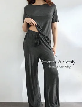 Conjunto de pijama con top de manga corta y pantalones cómodos y sedosos para mujer, atuendo para la temporada de vacaciones - Shein - FashionsVida