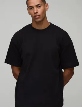Herren Übergroßes Premium-Interlock-T-Shirt Black Größe Small - boohooMAN - FashionsVida