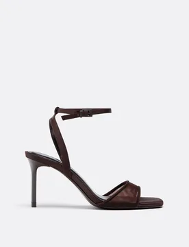 Sandalen mit feinem Absatz und Mesh BRAUN 35 - Stradivarius - FashionsVida