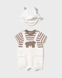 Pagliaccetto a salopette marrone e panna con cappellino a tema orsetto