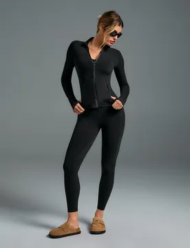 Ajustados con bolsillo trasero, sin costuras, cintura alta y largos, 24" FeatherFit™, con comodidad duradera perfectos para yoga de bajo impacto. Ma - Shein - FashionsVida