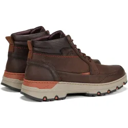 Botines de hombre fabricados en engrasado