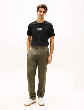 T-shirt girocollo nera in cotone con logo sul petto - Tommy hilfiger - FashionsVida