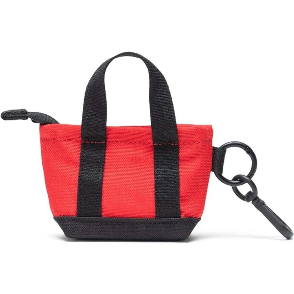 Charm en forma de tote con cremallera - Herschel - FashionsVida