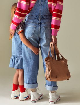 Carloti Schultertasche mit abnehmbarem Umhängeriemen