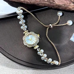 Pieza Reloj de cuarzo para mujer con caja de aleación, doble de cuentas de strass, dial con números arábigos y correa extraíble