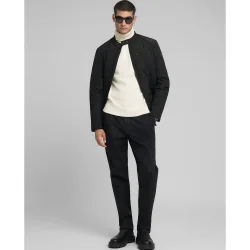 Chinos de hombre regular fit con bolsillos