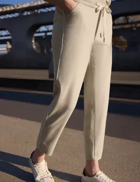 Street One Mid Waist Slim Leg Hose im Loose Fit female Beige
