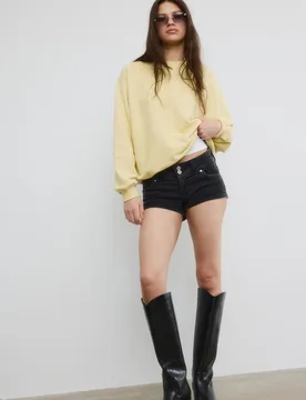 Sweatshirt mit langen Ärmeln und Rundausschnitt mit Text Pastellgelb M - Stradivarius - FashionsVida
