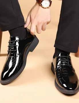 Zapatos de vestir formales con cordones negros para hombres, para bodas y negocios, de cuero PU suave - Shein - FashionsVida