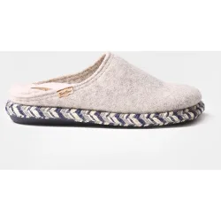 Zapatillas de casa cerradas de mujer de fieltro en tonos lisos