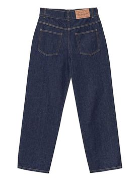 Jeans schiena contro schiena