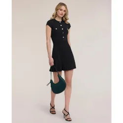 Vestido flare de punto con botones cierre frontal con escote redondo y botones aplicados