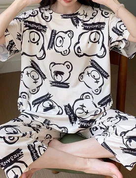 Piezas Conjunto de pijama casual y lindo para mujeres y niñas con estampado de gatito de dibujos animados y letras, top rosa, shorts/pantalones 3/4, - Shein - FashionsVida
