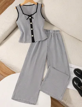 Conjunto casual de 2 piezas para niñas, top sin mangas de cuello cuadrado con decoración de botones y lazos, pantalones largos casuales, conjunto li - Shein - FashionsVida