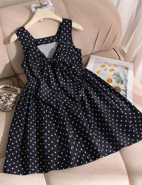 Pieza Vestido de verano para niñas jóvenes, nuevo, sin hombros, sin mangas, top de tirantes, estampado de lunares, diseño de espalda con cuello en