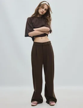 Anzughose mit weichem Griff Braun 34 - Stradivarius - FashionsVida