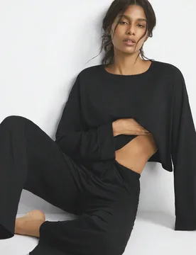 Piezas Conjunto de pijama de mujer con top de manga larga de cuello redondo y pantalones, de punto suave y cómodo de bambú, para verano, otoño e in - Shein - FashionsVida