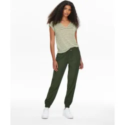 Pantalón largo de mujer y recto