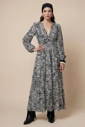 Women's Metallic Zebra Dress in Black Size: 8 - Black - Size: 8