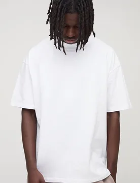 Herren Basic Oversized T-Shirt mit verlängertem Ausschnitt White Größe XL - boohooMAN - FashionsVida