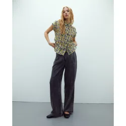 Camisa de mujer estampada manga corta