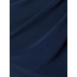 Vestido con escote pico y volante decorativo