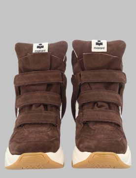 Chic Women's Boots for Fall 2026