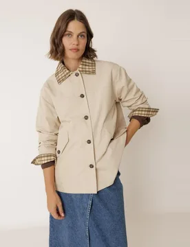 Indi & Cold - Gabardina de mujer cuello camisero manga larga - Indi & Cold - FashionsVida