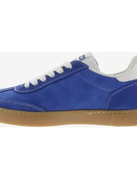 Zapatillas deportivas unisex de serraje con piezas en contraste y suela caramelo - Victoria - FashionsVida
