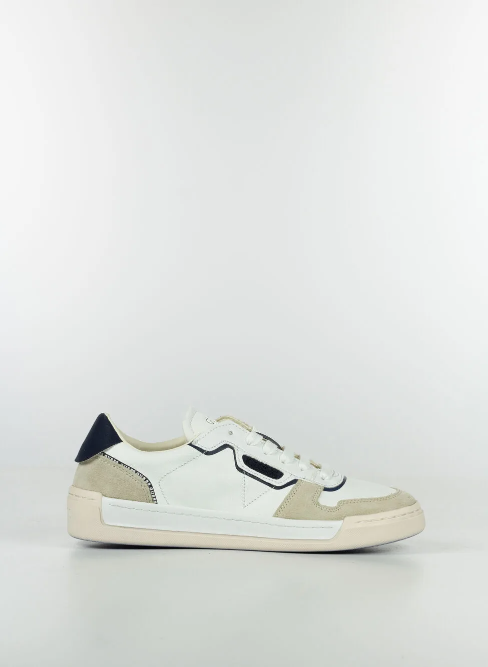 GUESS SCARPA STRAVE VINTAGE - Guess - FashionsVida