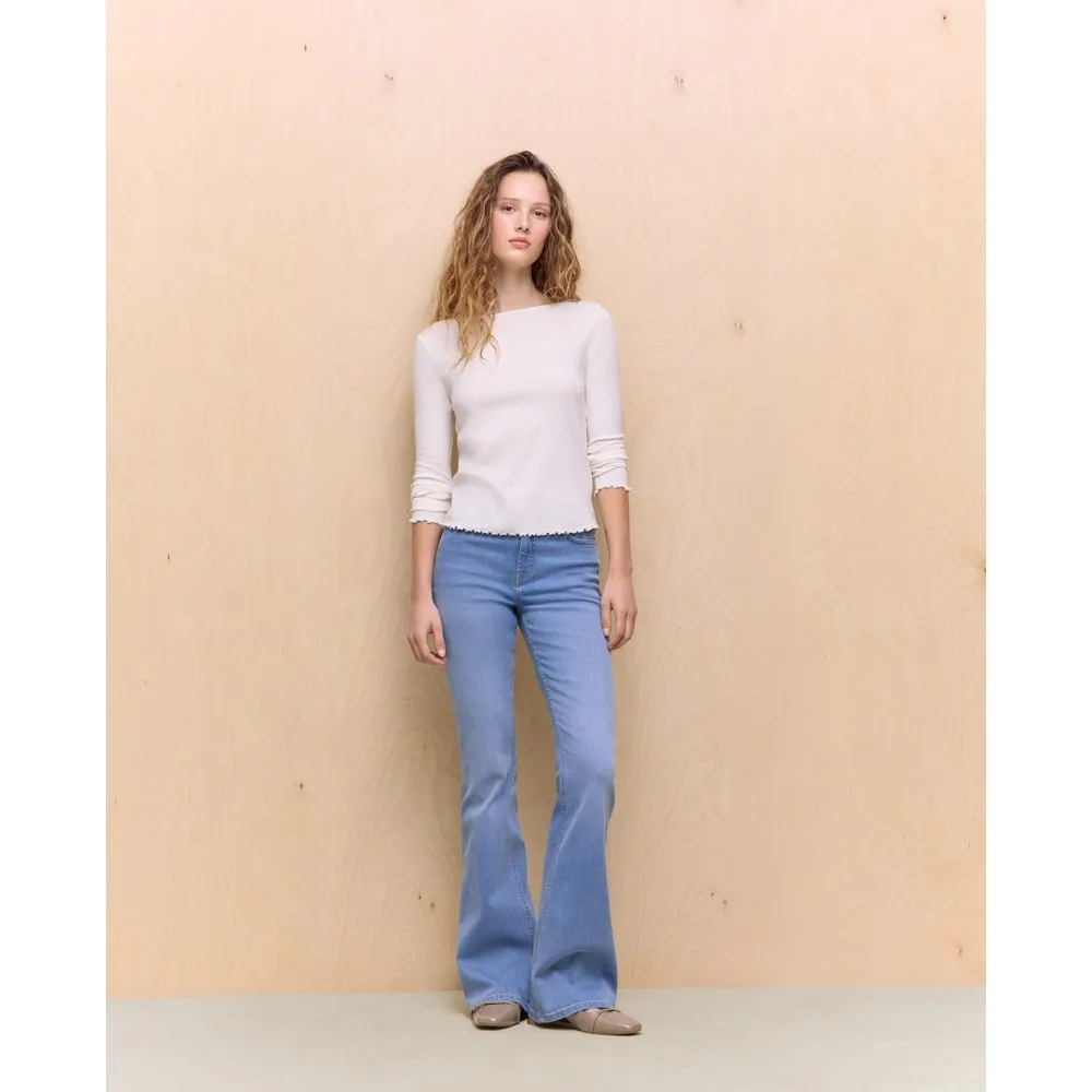 Pantalón denim de mujer campana - Easy Wear - FashionsVida