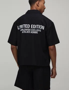 Herren Limitierte Auflage Besticktes Übergroßes Hemd & Shorts Set Black Größe Large - boohooMAN - FashionsVida