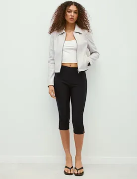 Taillierte Kunstlederjacke Ecru M - Stradivarius - FashionsVida