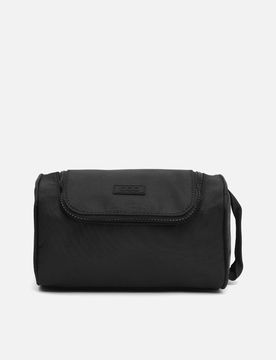 Cristian toiletry bag with hand strap ED