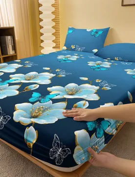 Pieza Sábana ajustable estampada con flor, mariposa y estambre, cubierta para cama, protector de colchón, cubierta anti polvo para el dormitorio (ex - Shein - FashionsVida