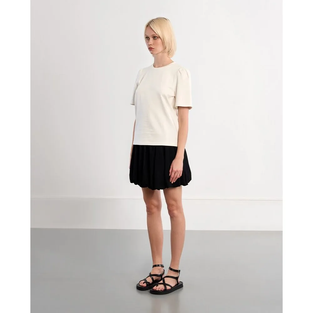 Camiseta de mujer de manga corta abertura corazon - Lili Sidonio - FashionsVida