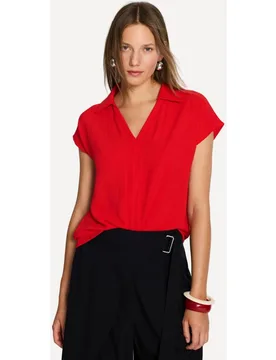 Blusa con fruncido en hombros - Escorpion - FashionsVida