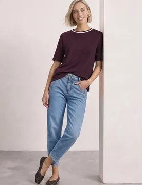 T-Shirt mit Rundhals und Kontrastdetail female Rot